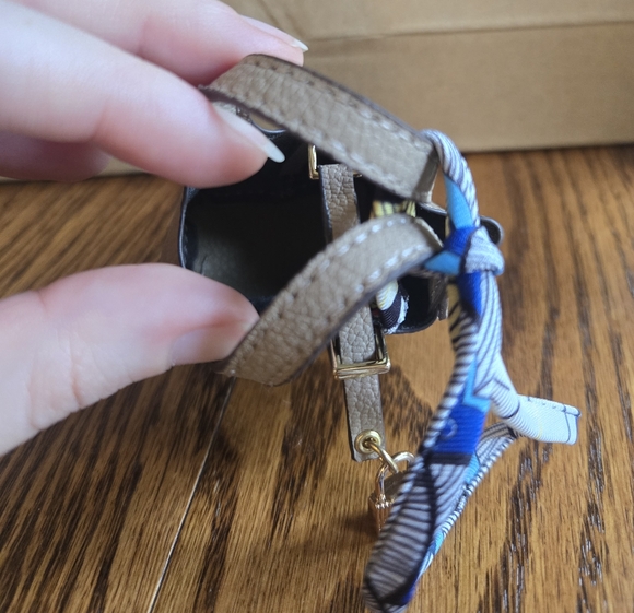 Mini Beige Handbag with Blue Patterned Strap - Picture 4 of 4